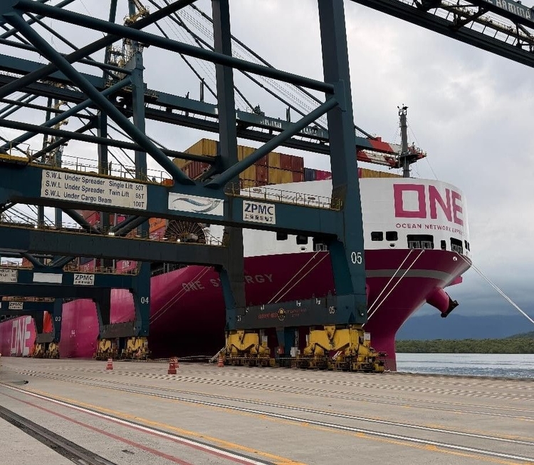 BTP operates vessel ONE Synergy with excellence during call at Port of Santos